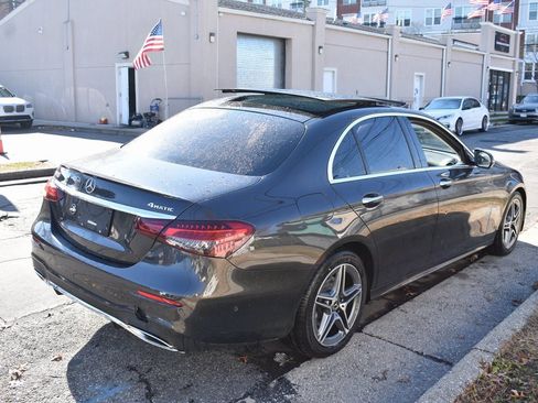 Used 2023 Mercedes-Benz E 350 4MATIC Sedan w/ Premium Package image 5