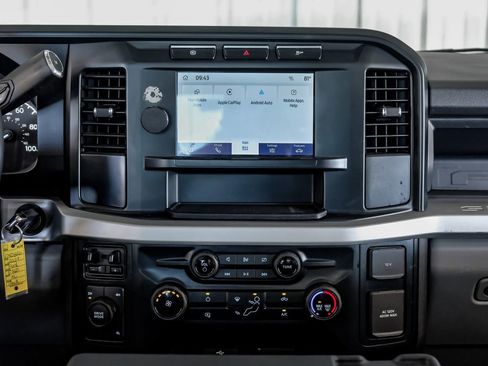 Used 2023 Ford F350 XL w/ XL Chrome Package image 26