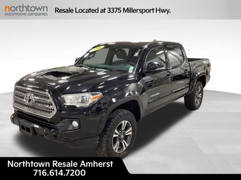 Used 2016 Toyota Tacoma TRD Sport w/ Towing Package image 1