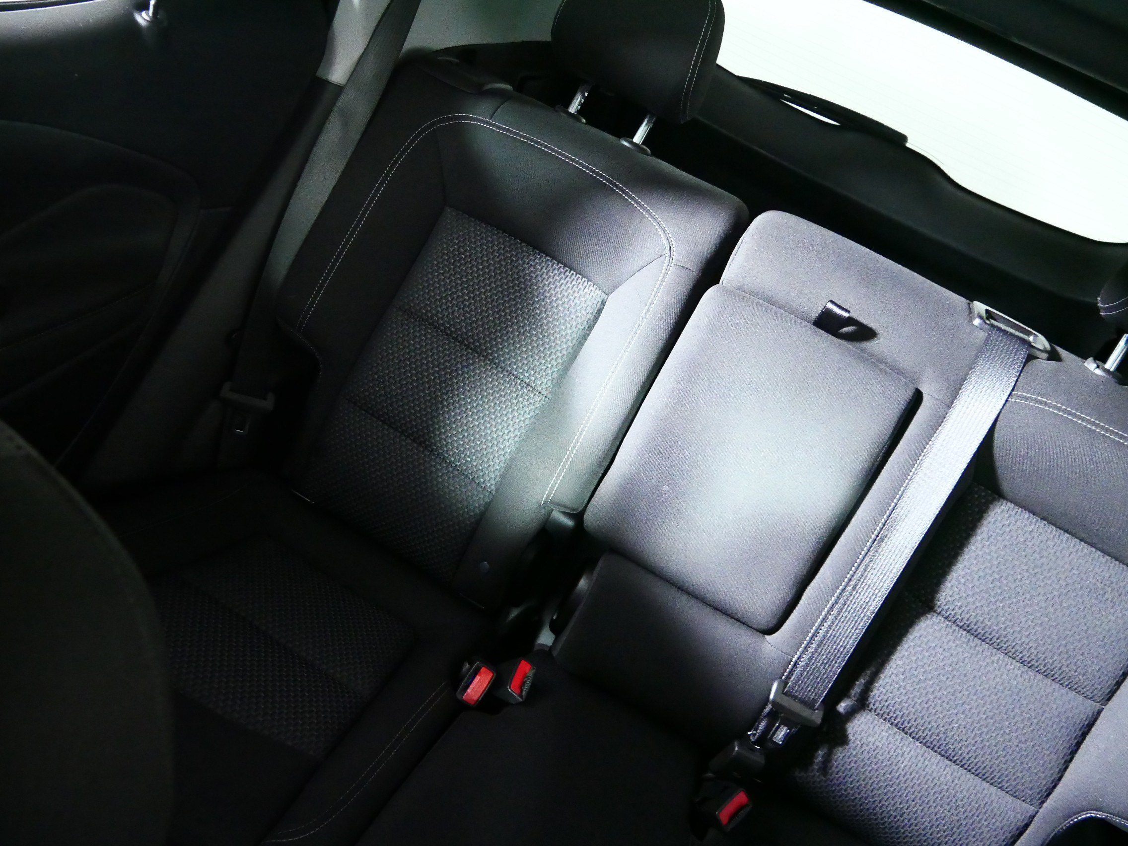 Used 2023 GMC Terrain SLE w/ Driver Convenience Package AWD/4WD image 12
