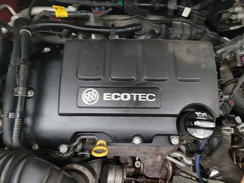 Used 2018 Buick Encore Premium w/ Experience Buick Package AWD/4WD image 30