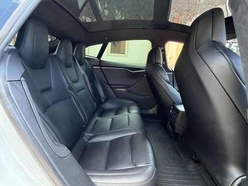 Used 2018 Tesla Model S 100D AWD/4WD image 24