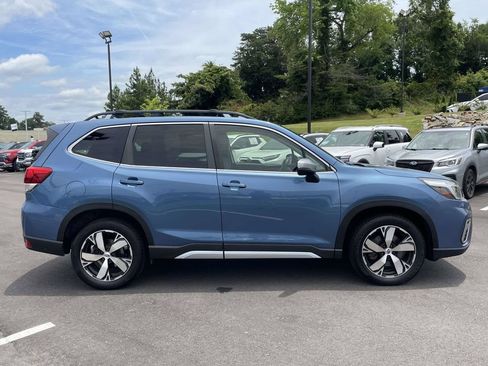 Used 2021 Subaru Forester Touring AWD/4WD image 2
