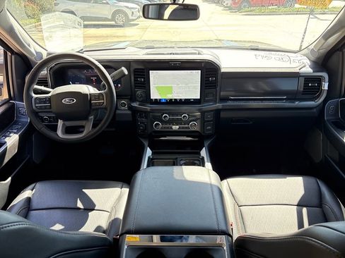 Used 2025 Ford F350 Lariat w/ Lariat Ultimate Package image 7