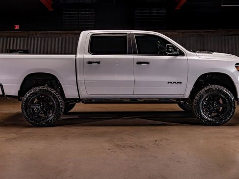 Used 2024 RAM 1500 Laramie AWD/4WD image 11
