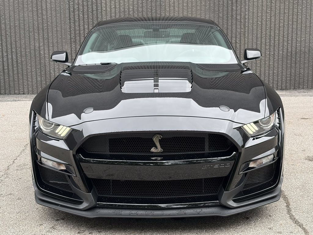 Used 2020 Ford Mustang Shelby GT500 w/ Technology Package RWD image 3