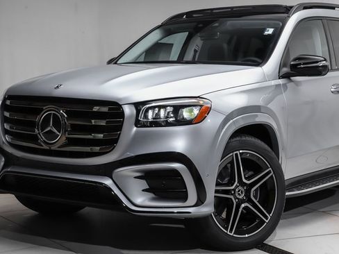 New 2026 Mercedes-Benz GLS 450 4MATIC image 2