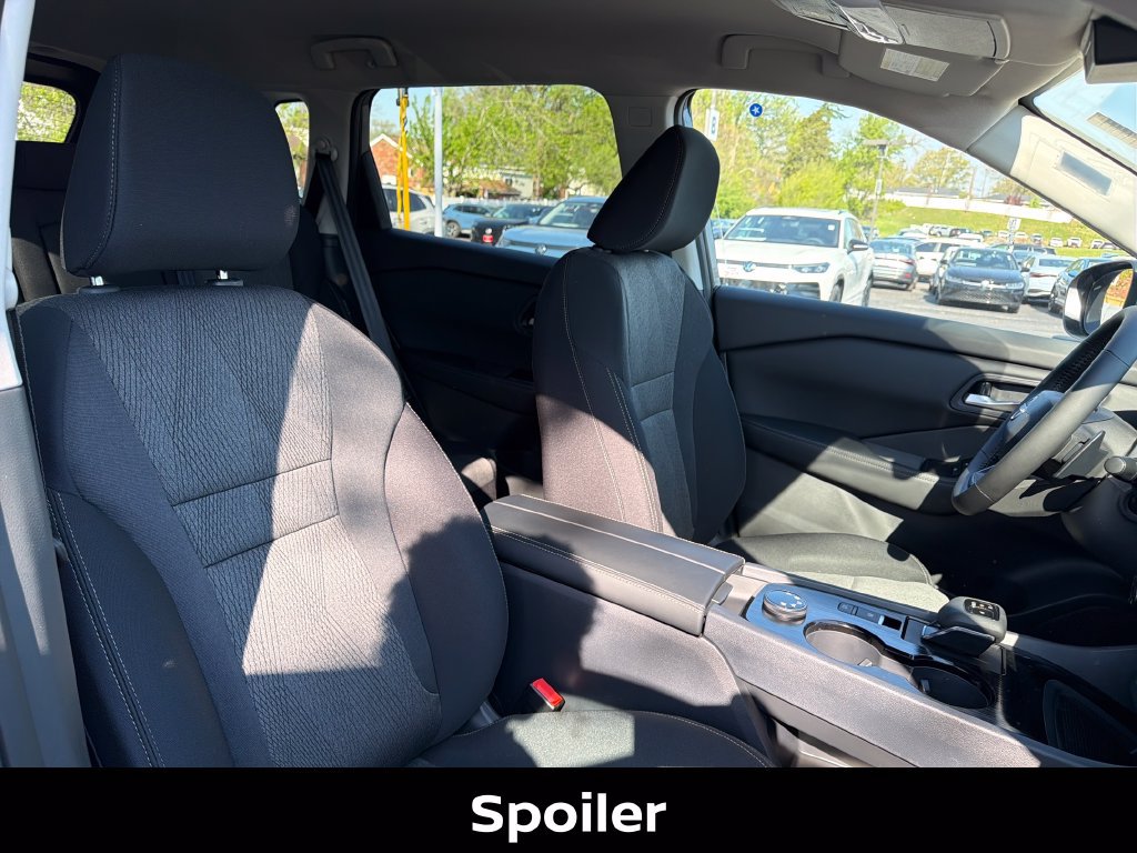 Certified 2026 Nissan Rogue SV AWD/4WD image 37