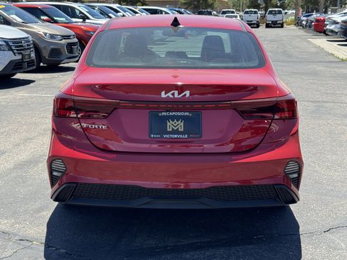 Used 2024 Kia Forte LXS FWD image 5