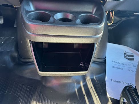 Used 2012 Chevrolet Express 3500 image 18