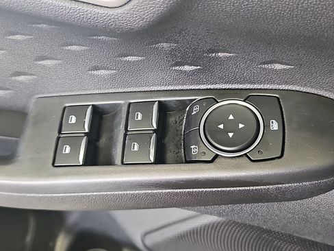 Used 2020 Ford Escape SE FWD image 25