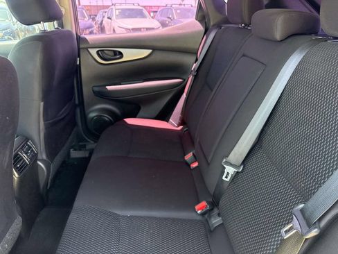Used 2021 Nissan Rogue Sport S FWD image 10