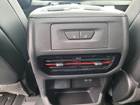 Used 2025 Chevrolet Silverado EV RST AWD/4WD image 15