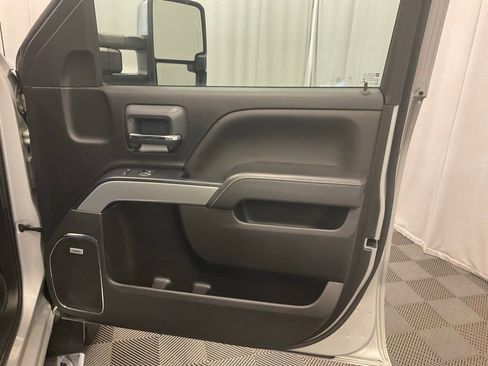 Used 2018 Chevrolet Silverado 2500 LTZ w/ Duramax Plus Package AWD/4WD image 28