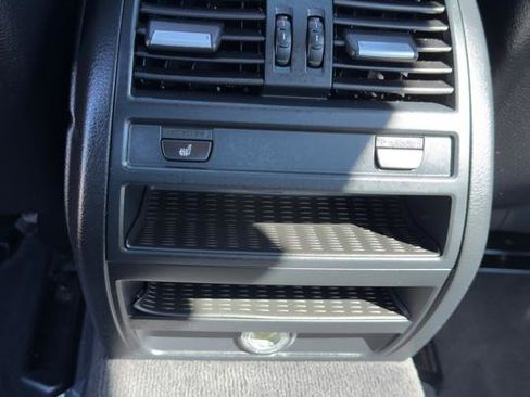 Used 2012 BMW 550i xDrive Sedan image 41