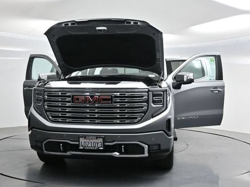 Used 2024 GMC Sierra 1500 Denali w/ Denali Reserve Package RWD image 32