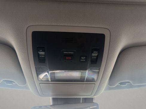 Used 2017 Lexus RX 350 AWD image 25