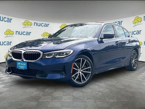 Used 2019 BMW 330i xDrive Sedan w/ Premium Package AWD/4WD image 3