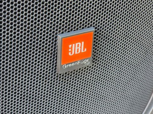 Used 2016 Toyota Highlander Limited image 29