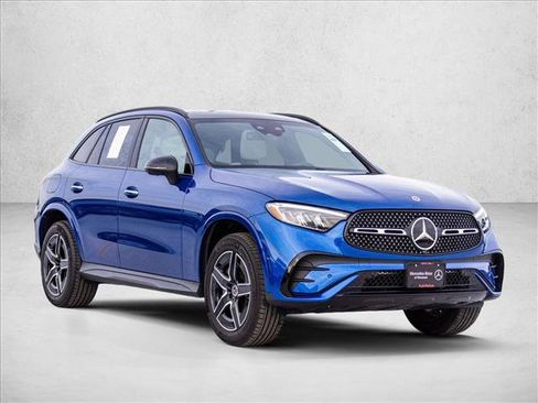 Certified 2026 Mercedes-Benz GLC 300 4MATIC image 3