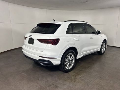 Used 2021 Audi Q3 2.0T Premium Plus w/ Premium Plus Package image 7