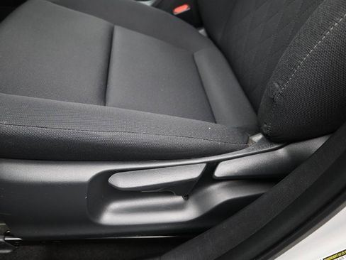 Used 2023 Toyota Corolla LE image 23