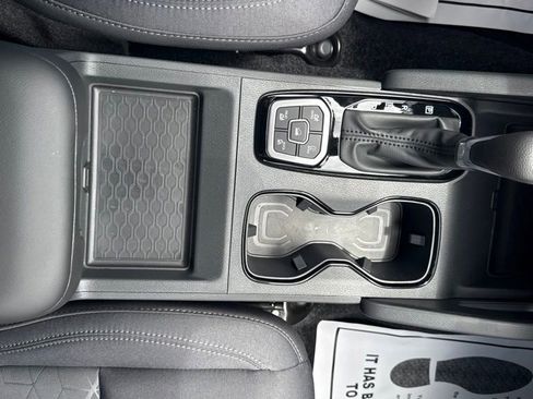 New 2026 Nissan Frontier SV AWD/4WD image 24