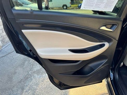 Used 2017 Buick Envision Preferred image 19