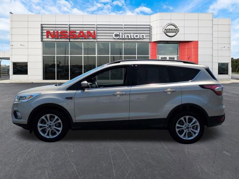 Used 2018 Ford Escape SEL FWD image 6