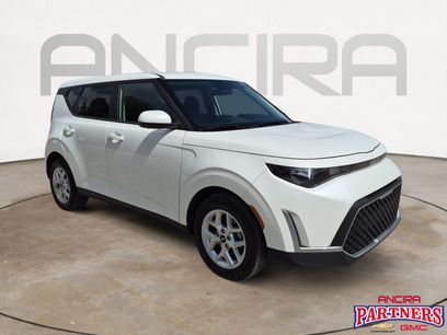 Used 2025 Kia Soul LX w/ LX Technology Package