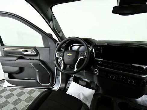 New 2026 Chevrolet Silverado 2500 LT image 20