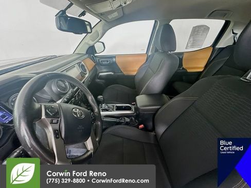 Used 2017 Toyota Tacoma SR5 AWD/4WD image 22