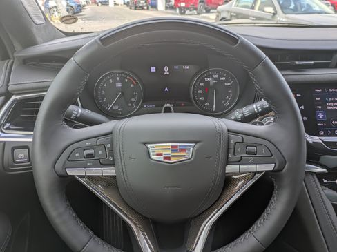 New 2025 Cadillac XT6 Premium Luxury w/ Platinum Package FWD image 23