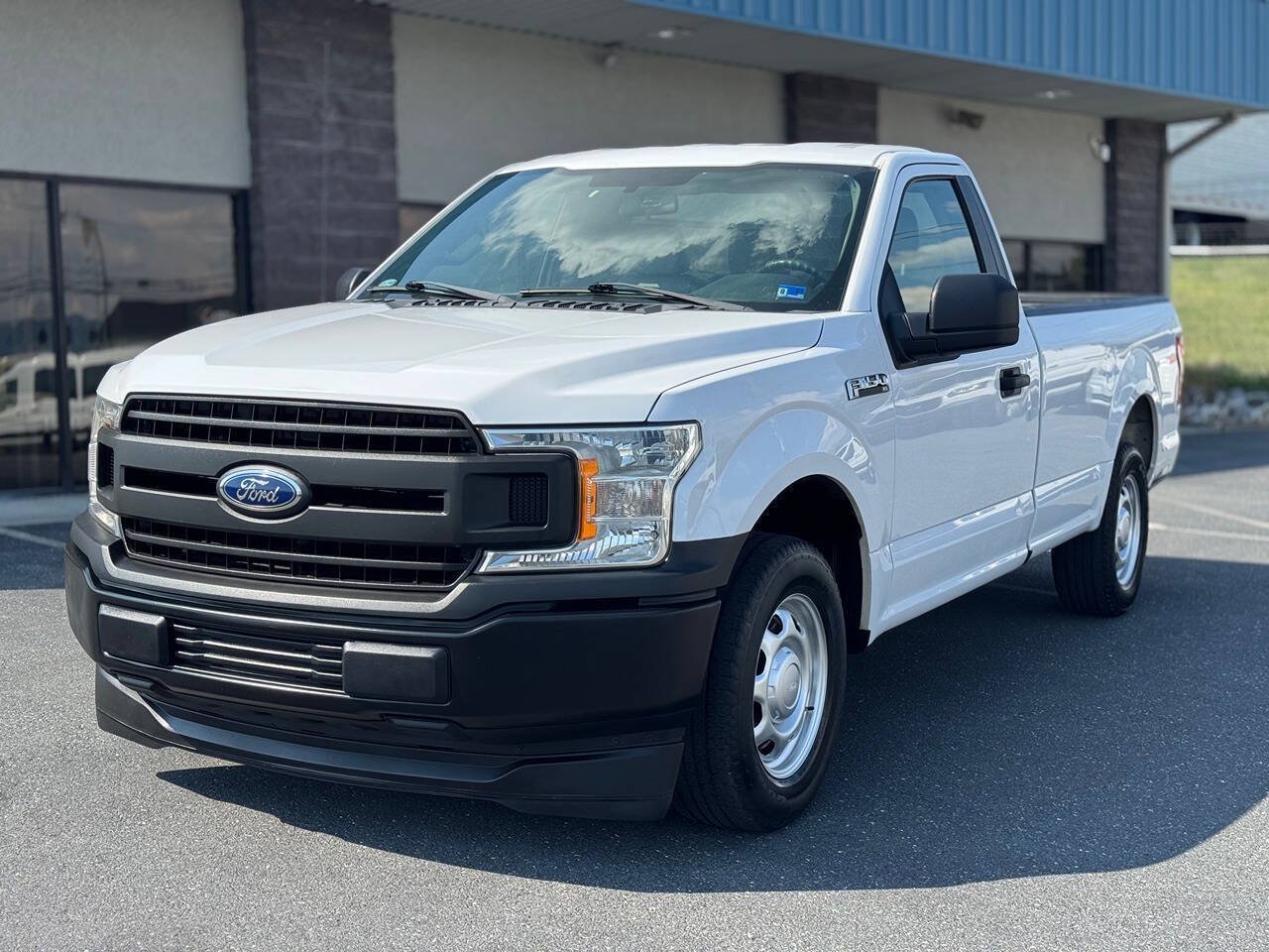 Used 2018 Ford F150 XL RWD image 2