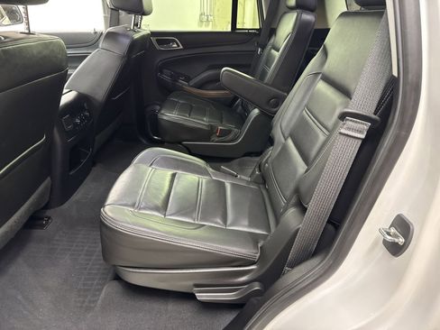 Used 2019 GMC Yukon Denali w/ Denali Ultimate Package AWD/4WD image 37
