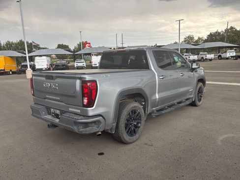 Used 2023 GMC Sierra 1500 Elevation AWD/4WD image 3