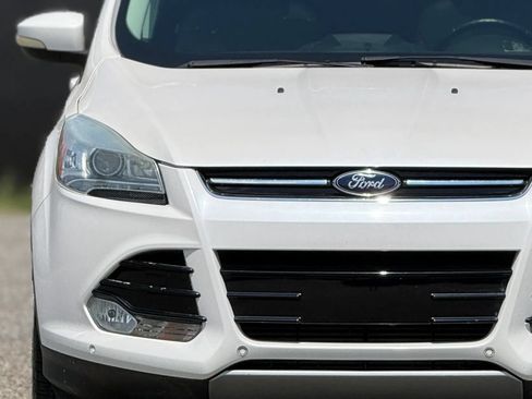 Used 2013 Ford Escape Titanium w/ Parking Technology Pkg AWD/4WD image 11
