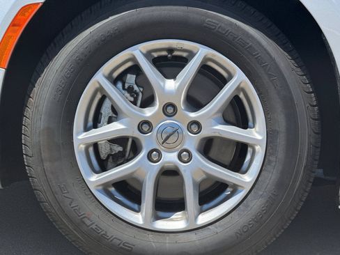 Used 2023 Chrysler Pacifica Touring-L FWD image 43