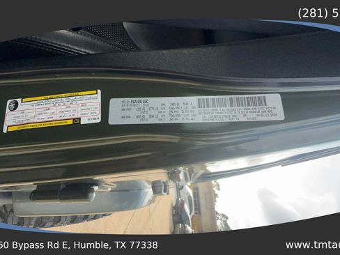 Used 2016 Jeep Wrangler Unlimited Sahara AWD/4WD image 15
