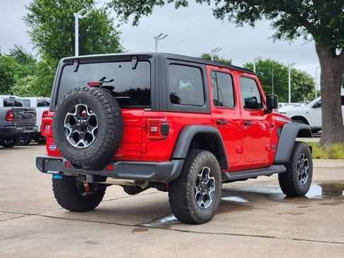 Used 2023 Jeep Wrangler Unlimited Rubicon 4xe w/ Cold Weather Group AWD/4WD image 7