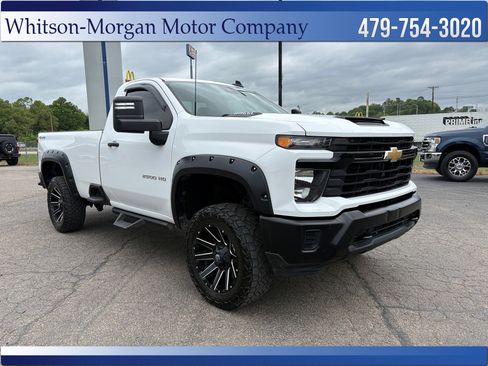 Used 2024 Chevrolet Silverado 2500 W/T image 4