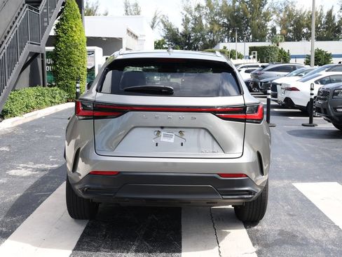 Used 2024 Lexus NX 250 FWD w/ Towing Package (2000 Lbs) image 6