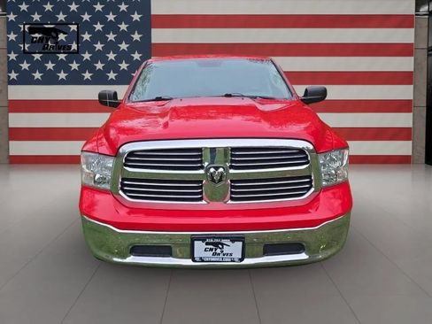 Used 2017 RAM 1500 Classic SLT AWD/4WD image 2