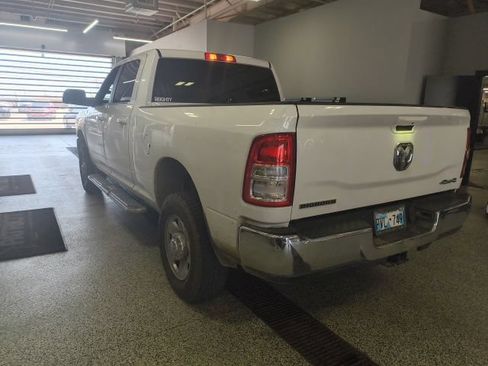 Used 2022 RAM 2500 Big Horn AWD/4WD image 3