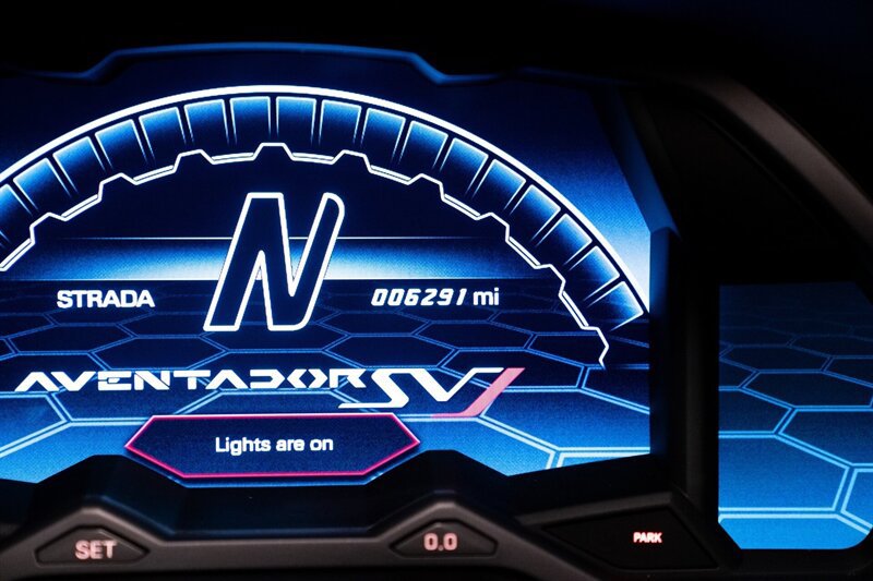 Used 2020 Lamborghini Aventador SVJ AWD/4WD image 37
