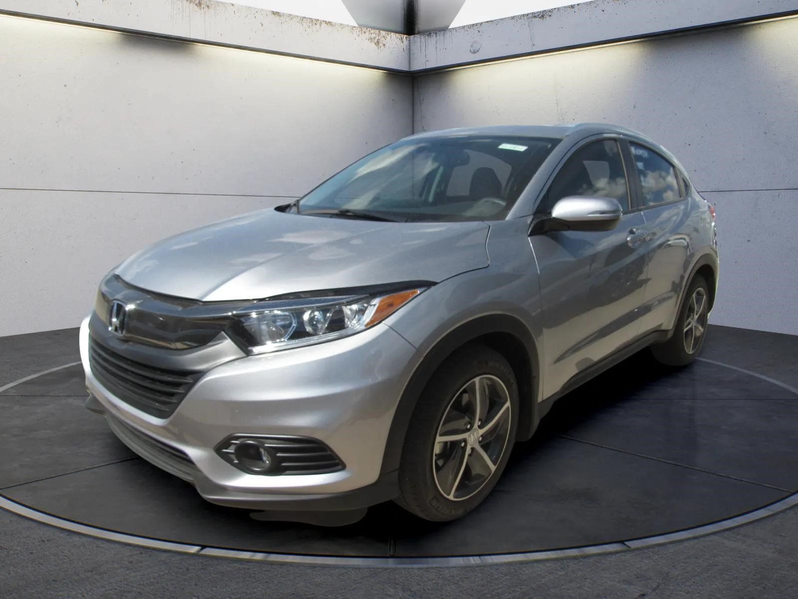 Used 2022 Honda HR-V EX-L image 1