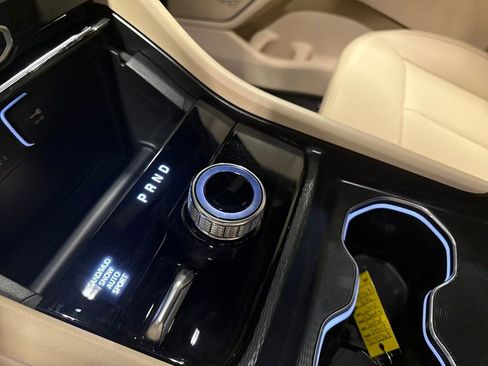 New 2026 Jeep Grand Cherokee Limited image 24