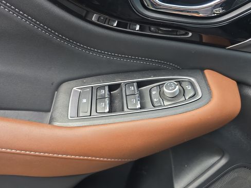 Used 2022 Subaru Outback Touring XT AWD/4WD image 29