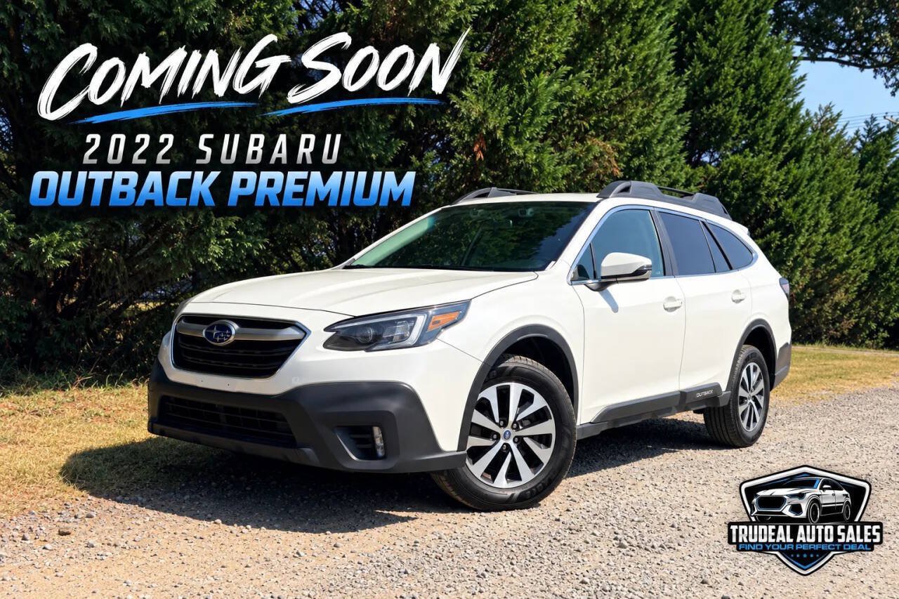 Used 2022 Subaru Outback Premium AWD/4WD image 2