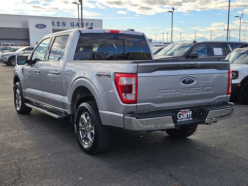 Used 2023 Ford F150 Lariat w/ Trailer Tow Package image 9